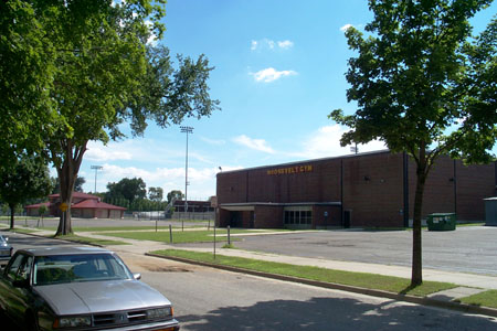 99c_rear_side_gym